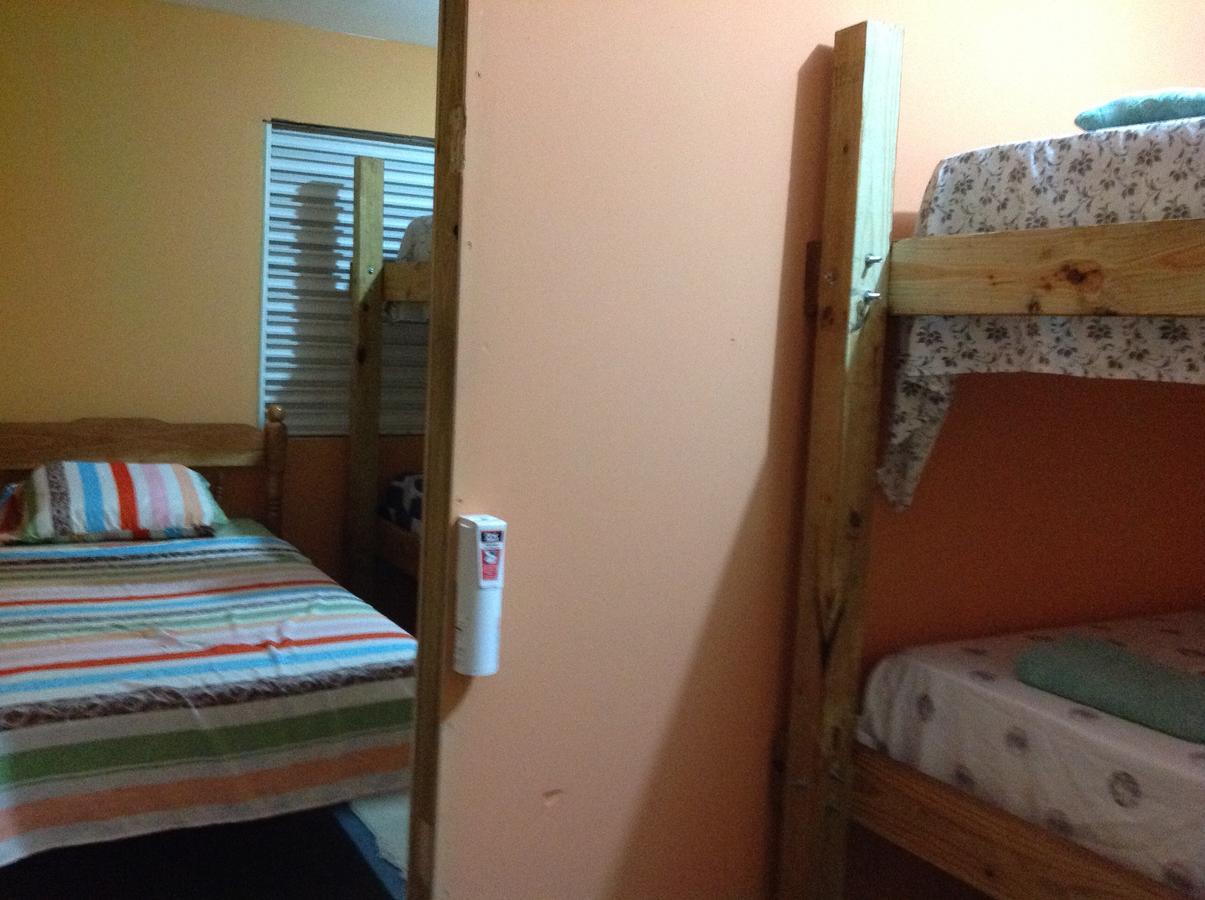 Placencia Hostel Luaran gambar
