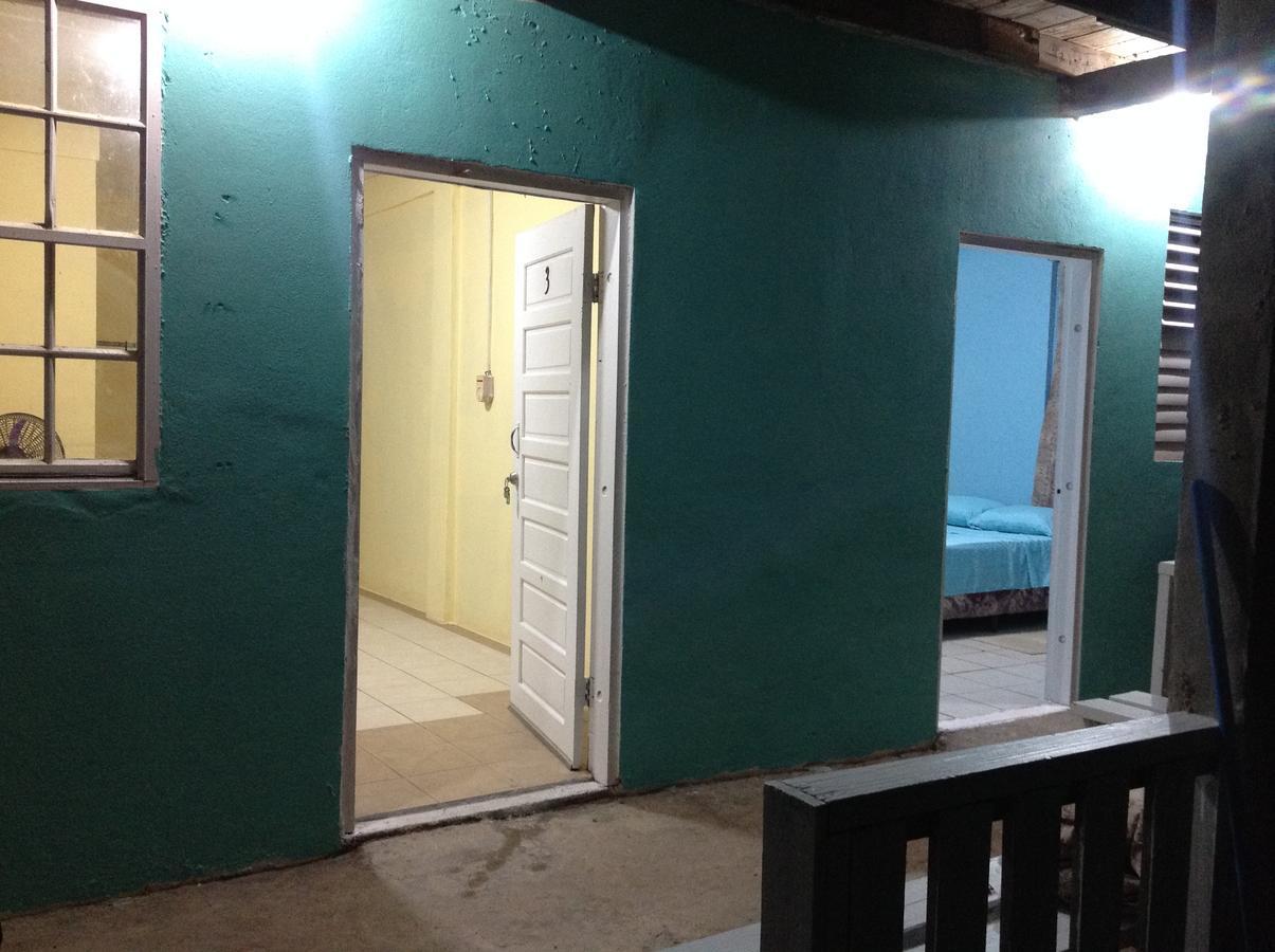 Placencia Hostel Luaran gambar