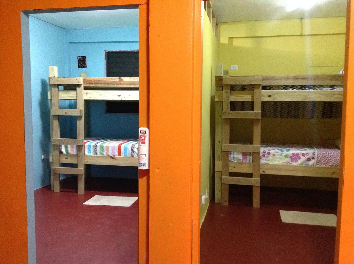 Placencia Hostel Luaran gambar
