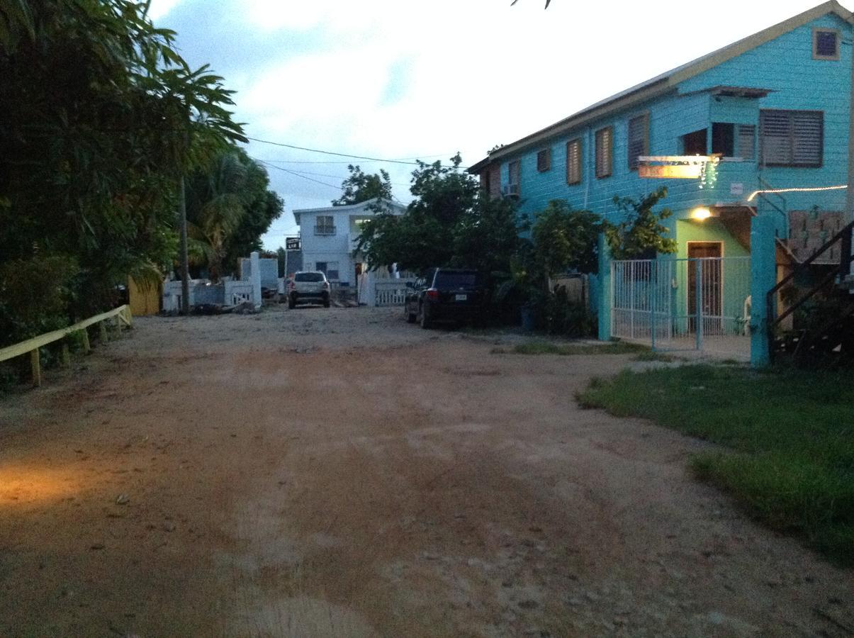 Placencia Hostel Luaran gambar