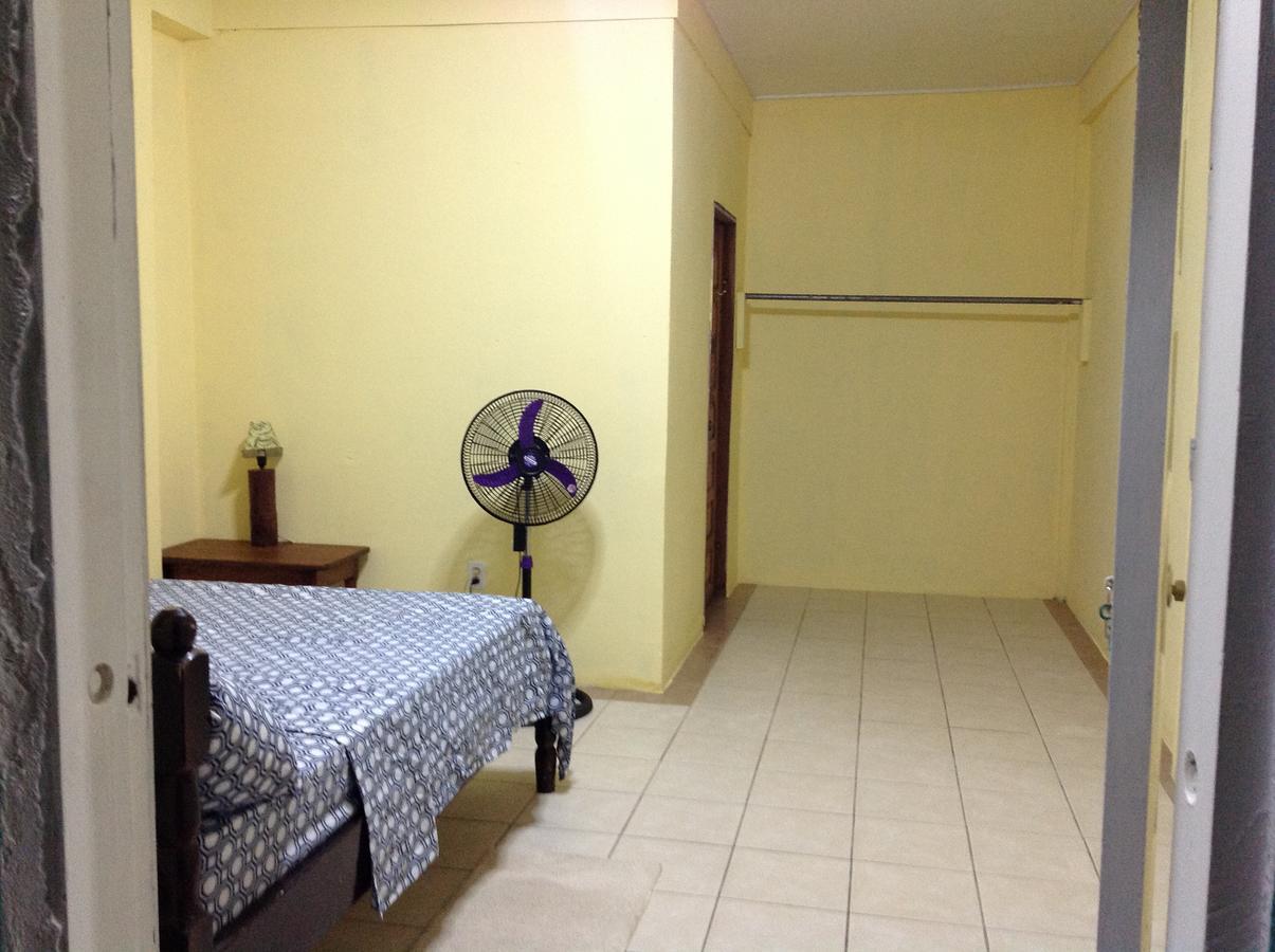 Placencia Hostel Luaran gambar